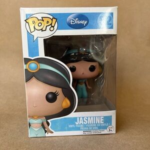 Pop Jasmine Vinyl Figure with Blue and Gold Accents